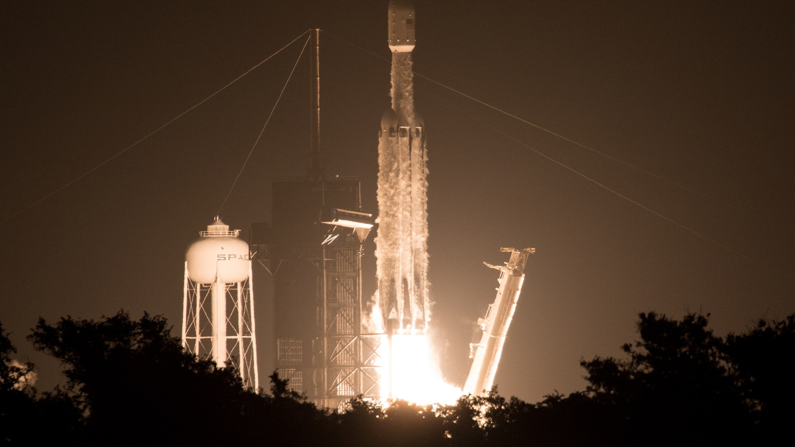A SpaceX Falcon Heavy rocket lifting off from Launch Complex 39A at NASA’s Kennedy Space Center